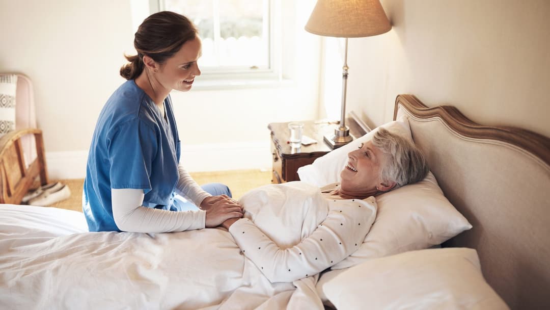 How Overnight Care Helps Prevent Falls and UTIs in Seniors